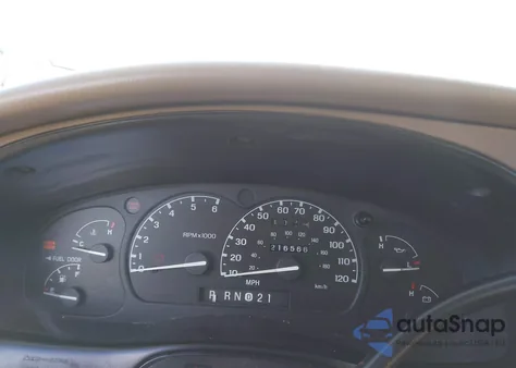 1998 Ford Explorer Eddie Bauer/Limited/Xl/Xlt z USA, uszkodzony, nr VIN 1FMZU32E9WUC68645